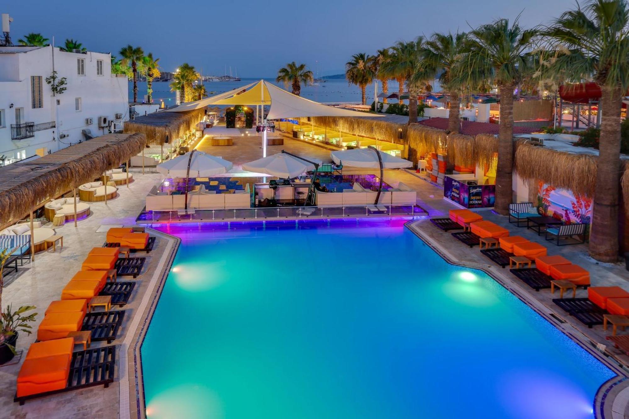 Sapphire Club Hotel Bodrum Exterior photo